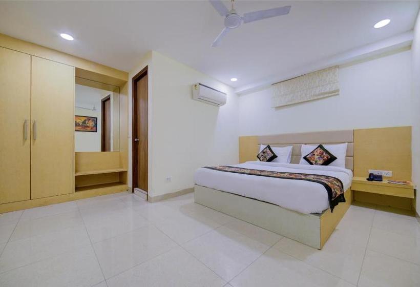 فندق Grand Suites A Unit Of D Capitol Near Delhi Airport