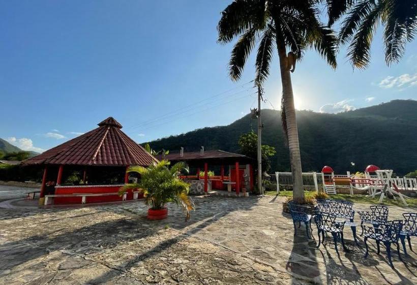 호텔 Mirador De La Montaña