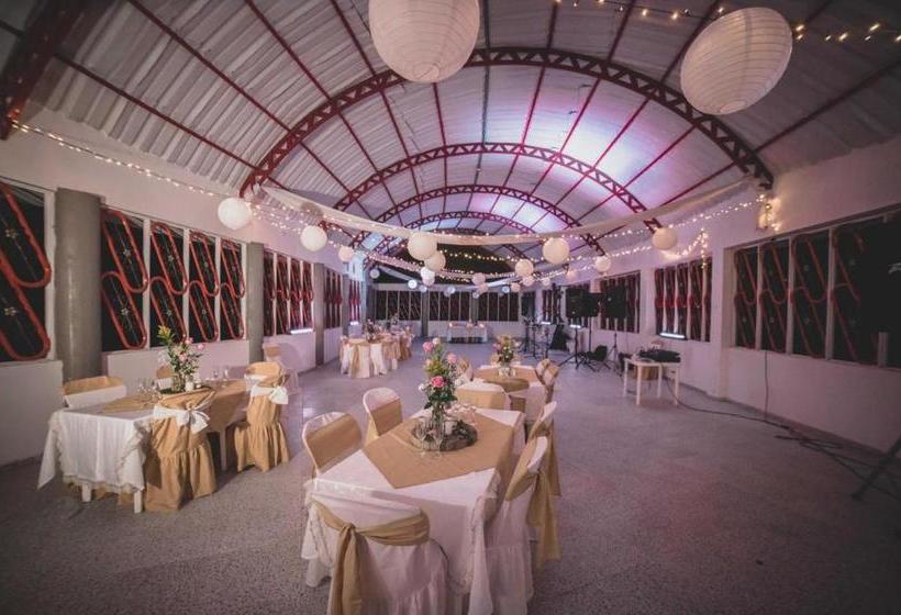 호텔 Mirador De La Montaña