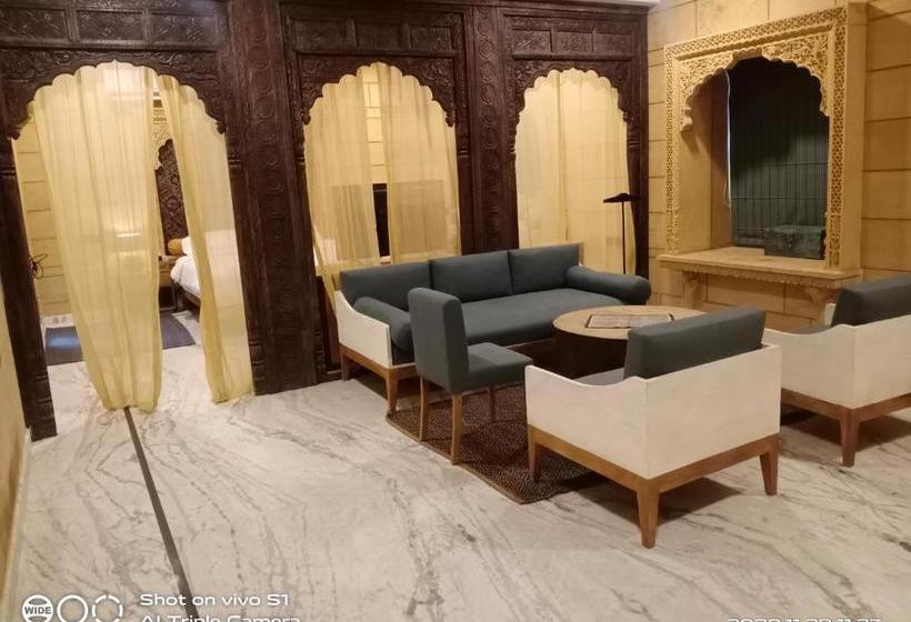 هتل Grand Khalifa