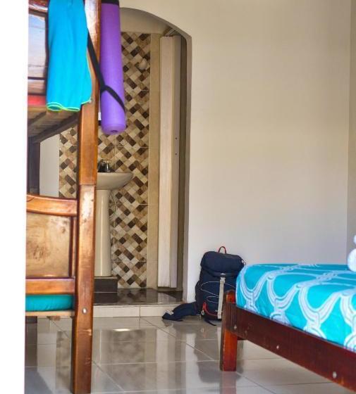 בית מלון כפרי Hostal Cuyagua