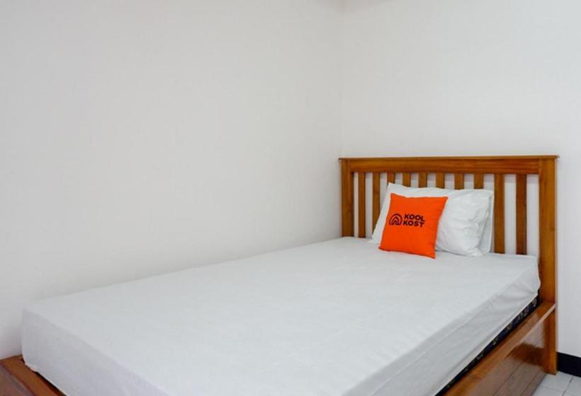 호텔 Koolkost @ Jalan Cinde Raya Barat Semarang
