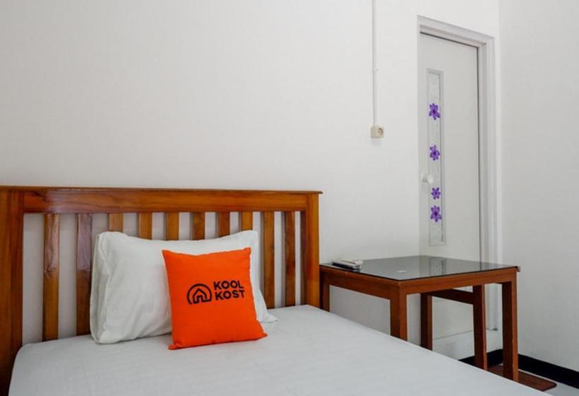 호텔 Koolkost @ Jalan Cinde Raya Barat Semarang