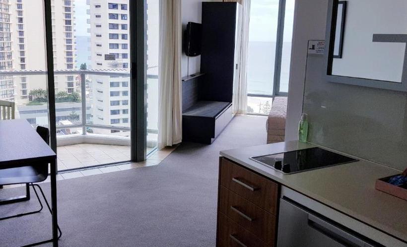 호텔 Legends One Bedroom Apartment   Coasthm