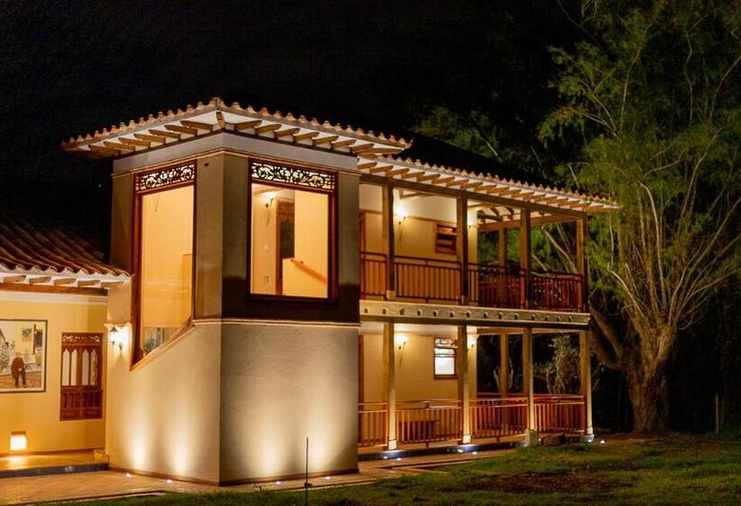 فندق Marquesa De Pinares