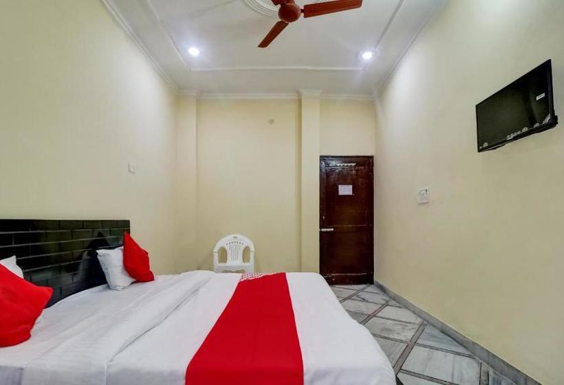 Отель Oyo 77298 Ishan Guest House
