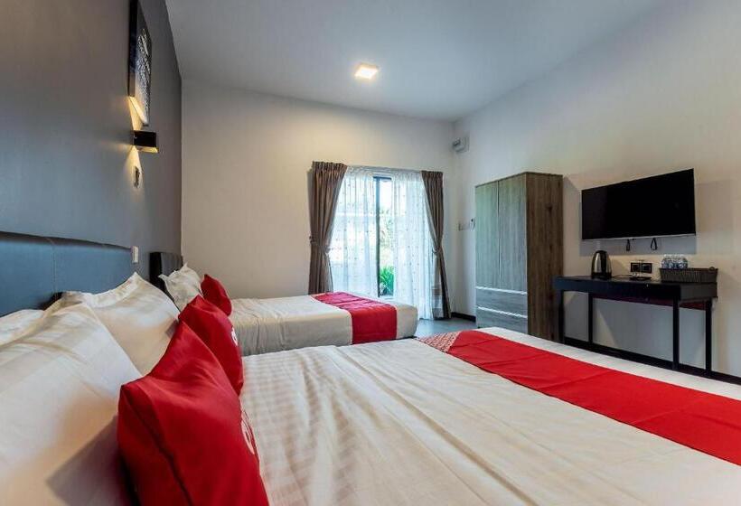 فندق Oyo 90149 Pua Family Semporna