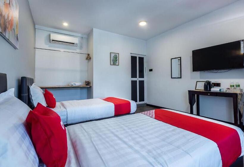 فندق Oyo 90149 Pua Family Semporna