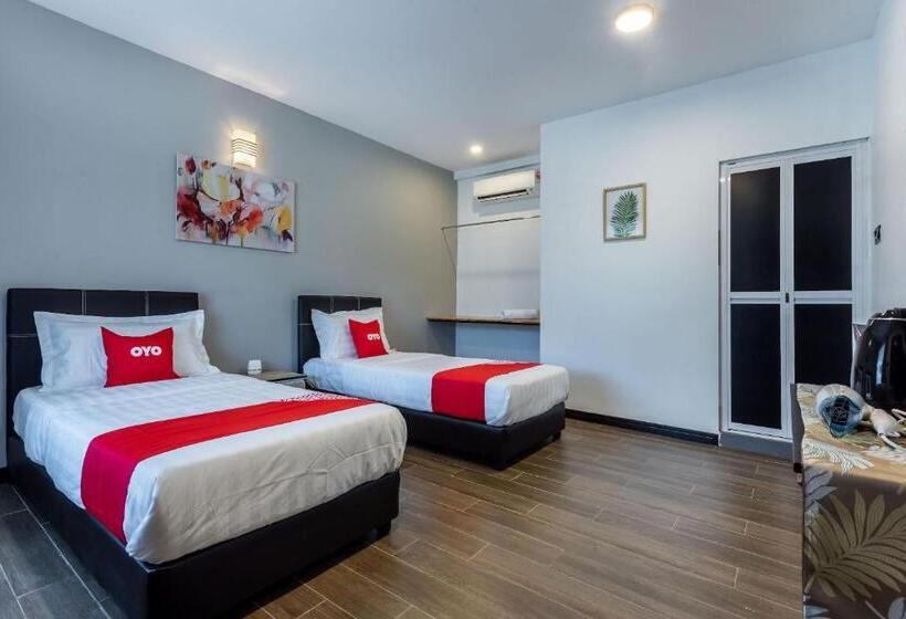 فندق Oyo 90149 Pua Family Semporna