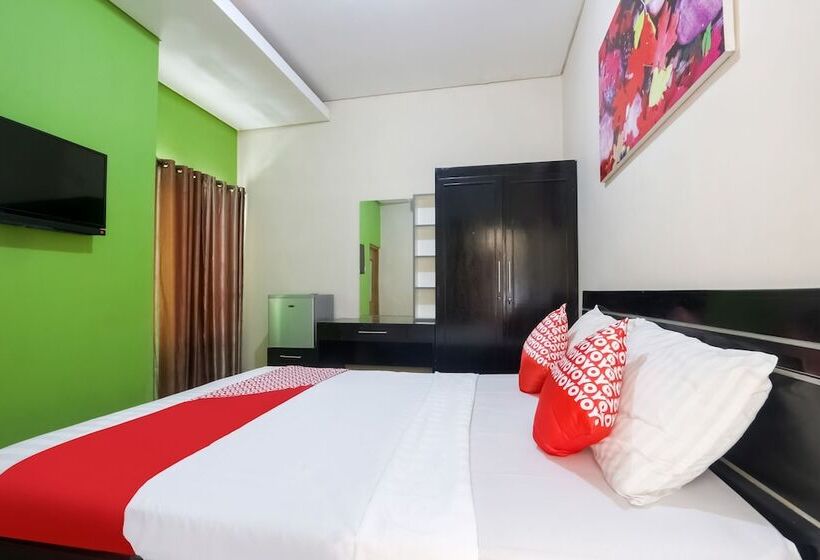 호텔 D Waru Homestay Syariah Near Jl Slamet Riyadi Mitra Reddoorz