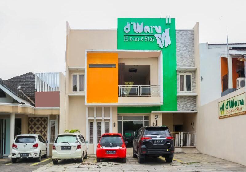 Отель D Waru Homestay Syariah Near Jl Slamet Riyadi Mitra Reddoorz