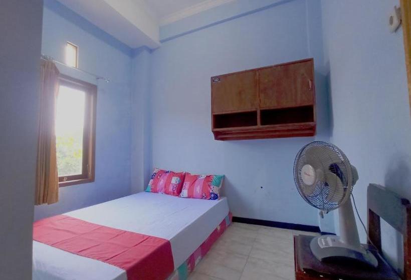 בית מלון כפרי Oyo 90199 Jec Residence Syariah