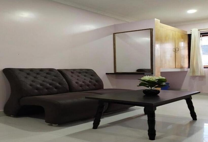 ホテル Pigeons Nest