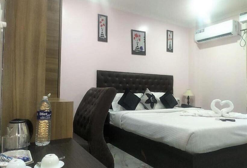 ホテル Pigeons Nest