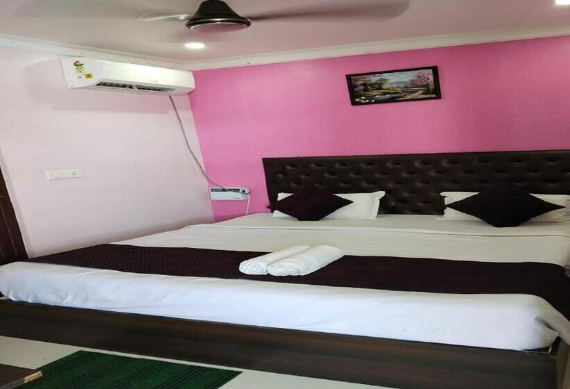 ホテル Pigeons Nest