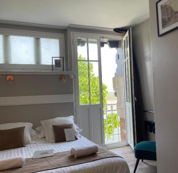 ホテル Logis Hôtel  Restaurant Le Relais Guillaume De Normandy