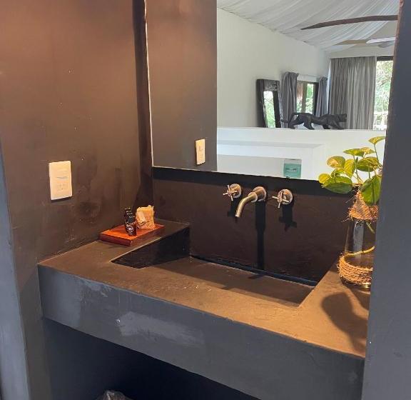 בית מלון כפרי Roc Jungle Tulum