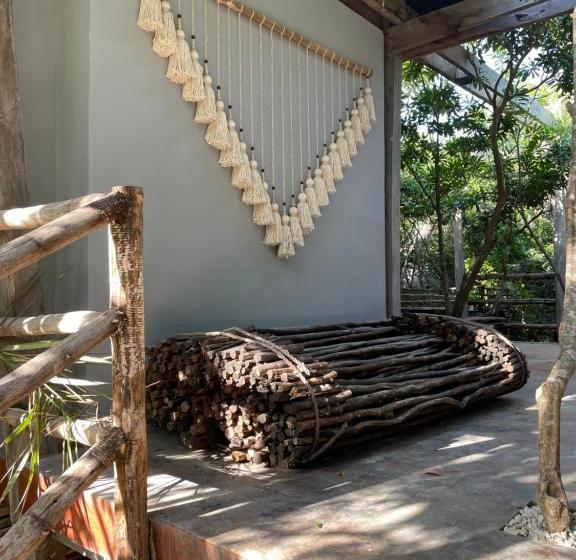 בית מלון כפרי Roc Jungle Tulum