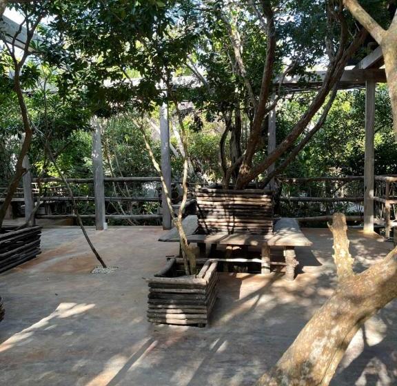 בית מלון כפרי Roc Jungle Tulum