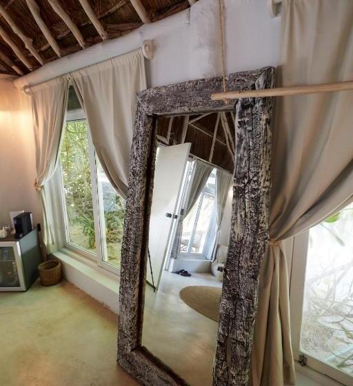 هتل Roc Luxe Tulum