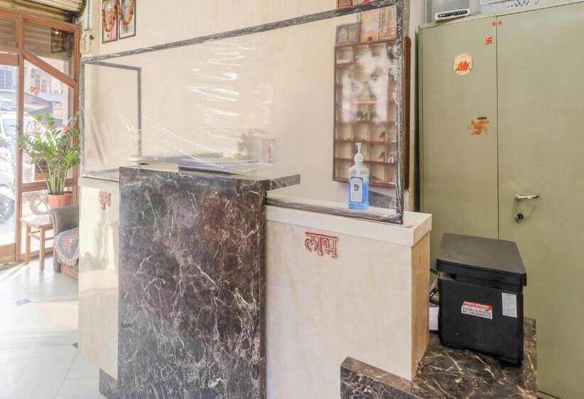 Spot On Hotel Sanskriti