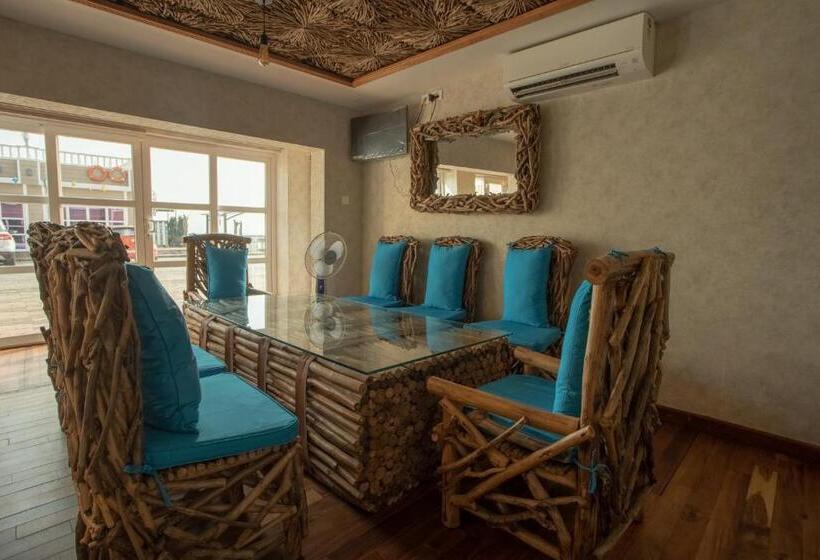 בית מלון כפרי State Beach Resort And Spa