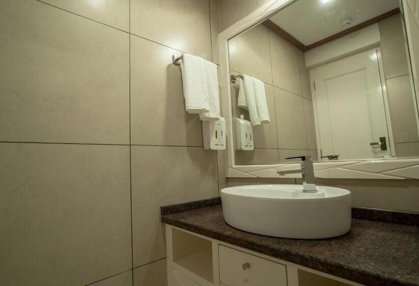 בית מלון כפרי State Beach Resort And Spa