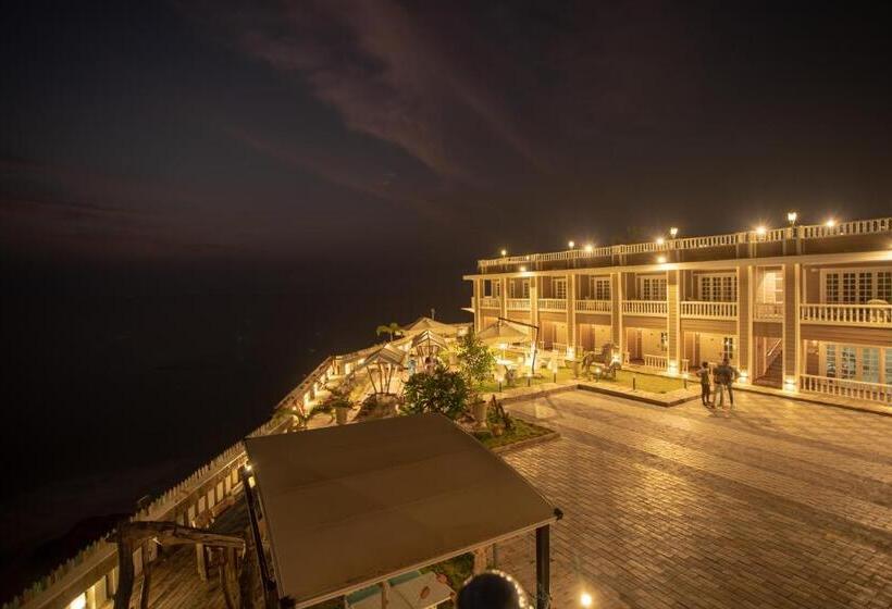 בית מלון כפרי State Beach Resort And Spa