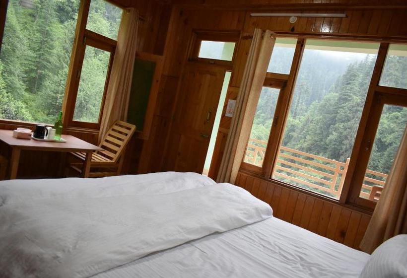 فندق The Forest Pinnacle And Café, Jibhi
