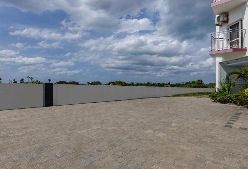 Отель Treebo Aptin