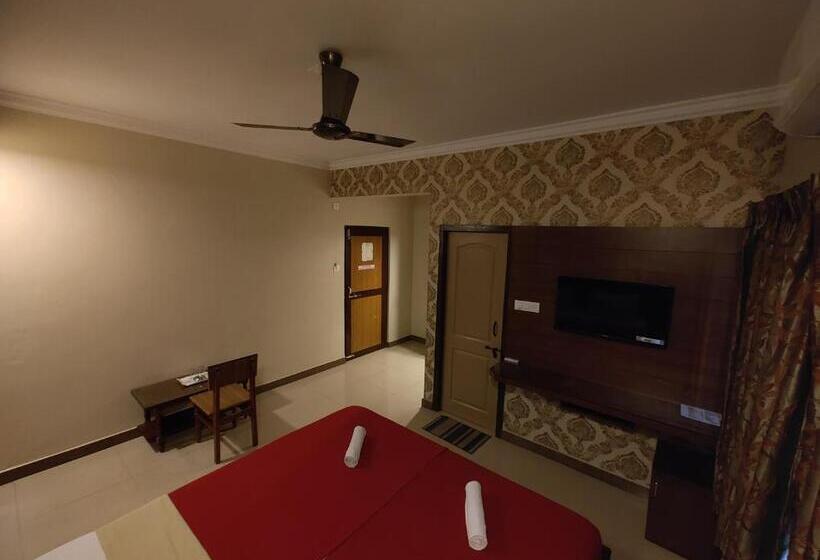 فندق Vyavahar Lodge