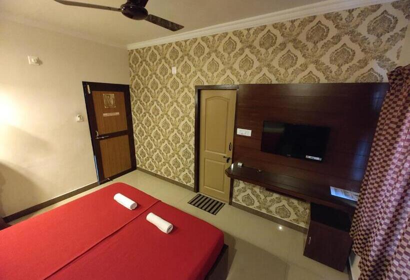 فندق Vyavahar Lodge