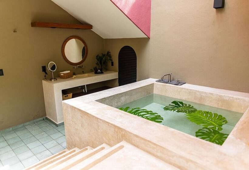 La Paranera Hotel & Relax