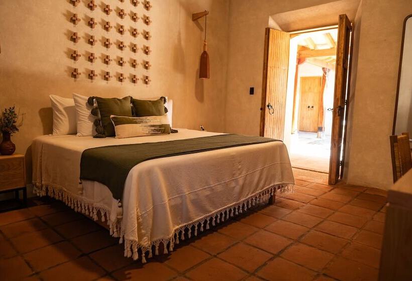 La Paranera Hotel & Relax