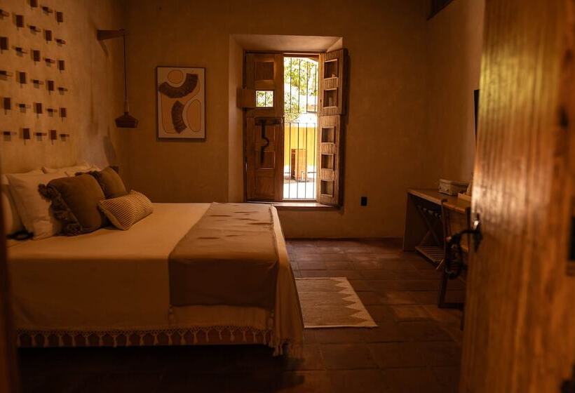 La Paranera Hotel & Relax