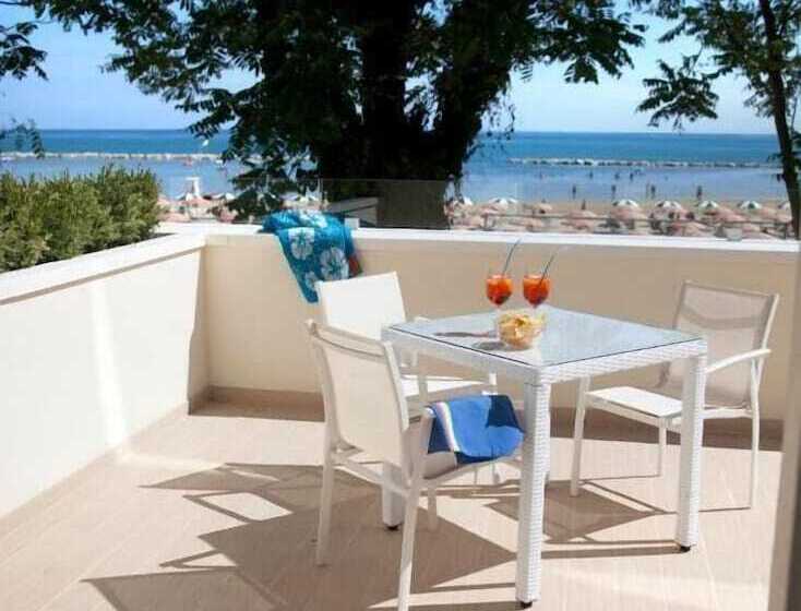 Marina Beach Apart