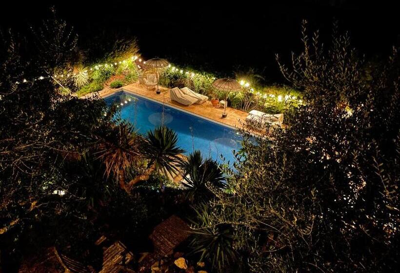 بنسيون Cal Mestre Casa Rural