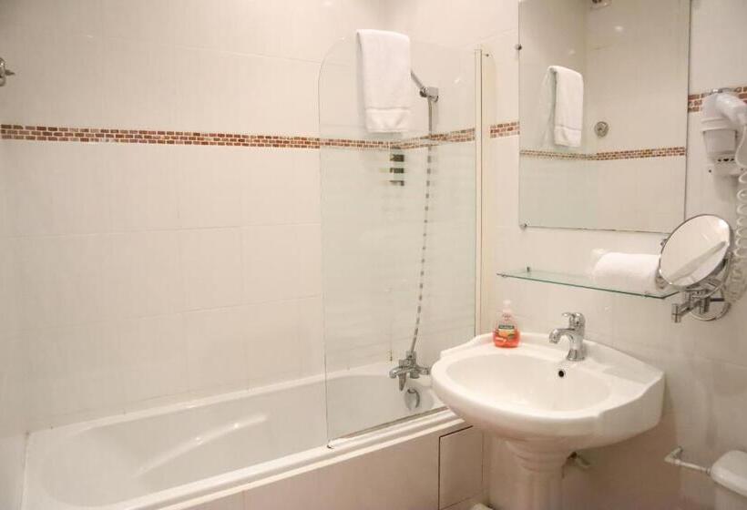 بنسيون Chambres D Hôtes Du Domaine De L Isle