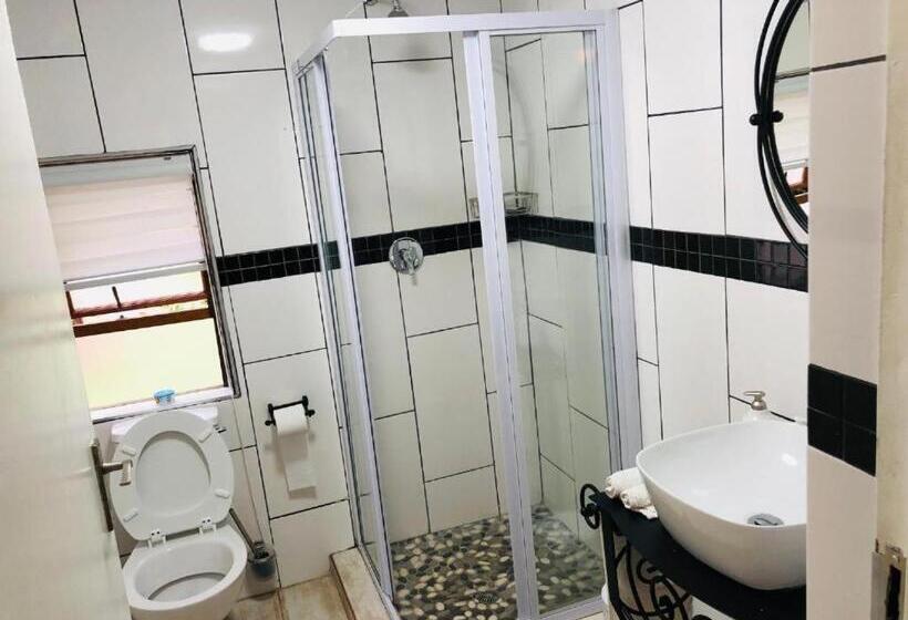 ペンション Fm Guest Lodge Comfort, Tranquility & Peace Of Mind