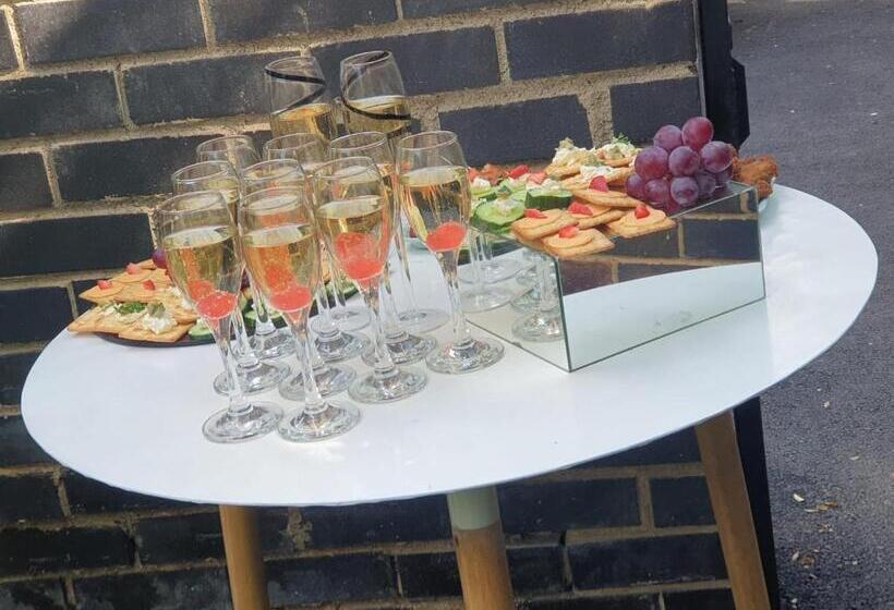 ペンション Fm Guest Lodge Comfort, Tranquility & Peace Of Mind