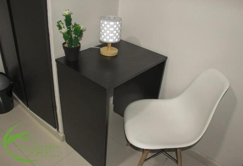 פנסיון Green Stay House