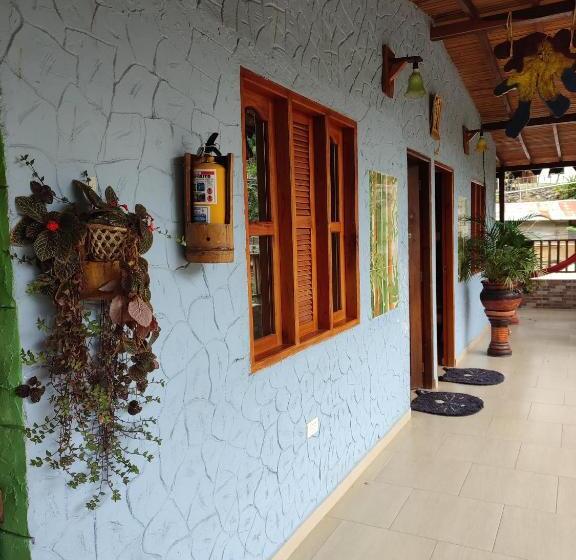 پانسیون Hostal Los Wichos