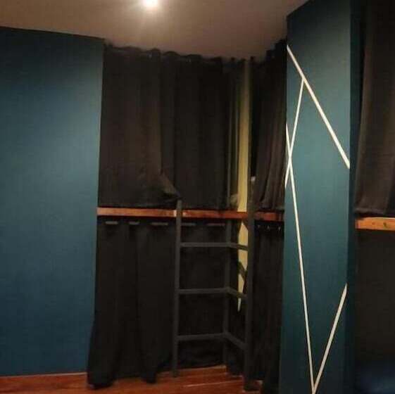 پانسیون Hostal Malakai Cabanas & Dorms