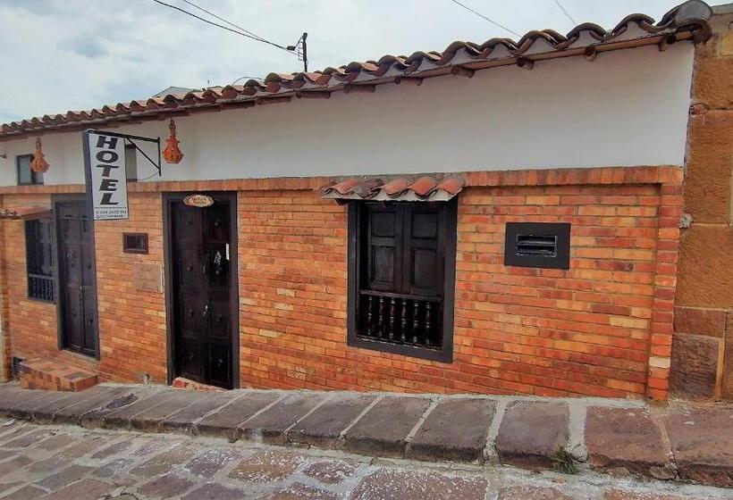 پانسیون Santander Aleman Hostel