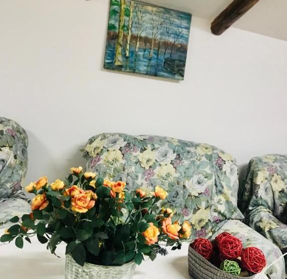 פנסיון Traditional Cottage With Fireplace By Lake Ohrid