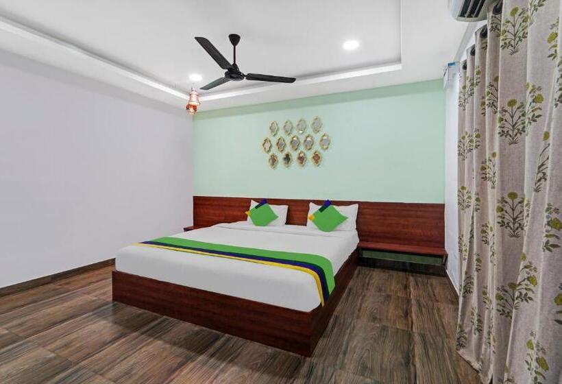 פנסיון Treebo Signature Grande