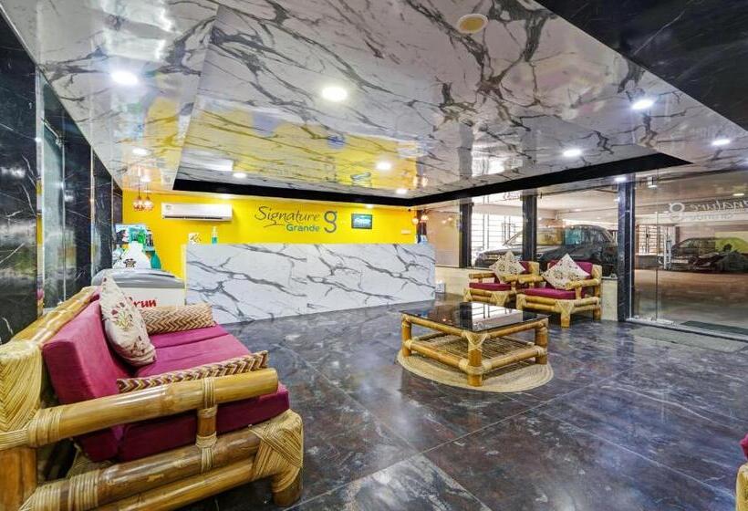 פנסיון Treebo Signature Grande