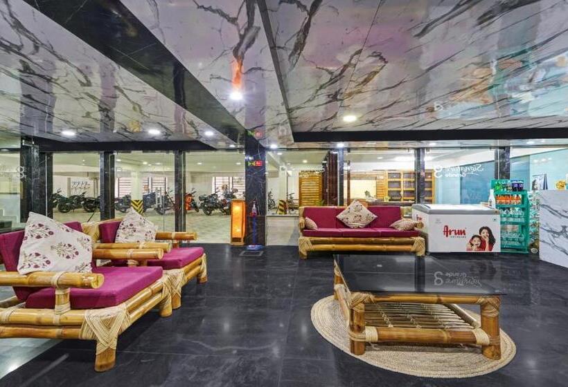 פנסיון Treebo Signature Grande