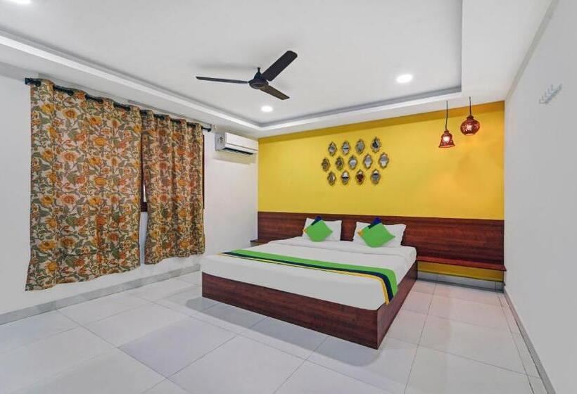 פנסיון Treebo Signature Grande