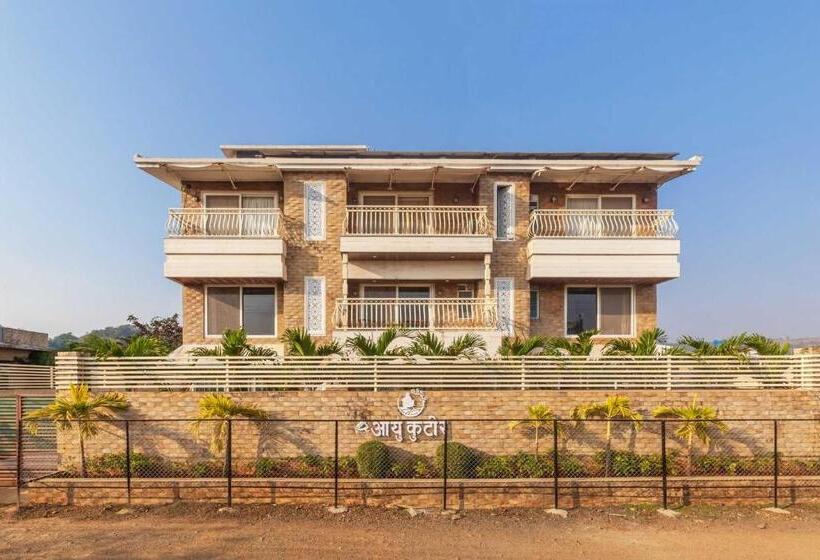 منتجع Ayurkutir Villa By Stayvista   Pool, Gym, And Snooker Table For Your Ultimate Relaxation And Enterta